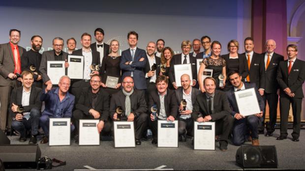 Die ausgezeichneten Gewinner beim Deutschen Lichtdesign-Preis 2015 im Gesellschaftshaus Palmengarten in Frankfurt. Foto: Christoph Meinschäfer Fotografie