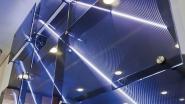 Durch die Interaktion von LEDs und dem patentierten Ettlin lux Smart Glas entstehen dreidimensionale Körper aus Licht in unterschiedlichen Formen, Farben und Ausprägungen