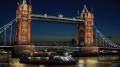 GE Lighting beleuchtet während der Olympischen Spiele 2012 die Tower Bridge in London