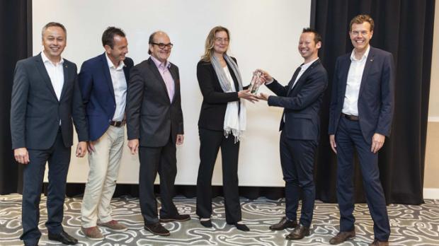 Lieferant des Jahres: Die Auszeichnung ging in diesem Jahr an die Hufnagel Leuchten GmbH aus Sundern
