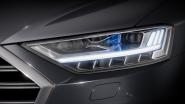 Matrix-LED-Fernlicht von Hella im Audi A8