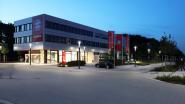 FC-Bayern-Campus mit Beleuchtung von Bergmeister