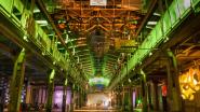 Die Naxoshalle präsentierte verschiedene Lichtinstallationen, interaktive Lichträume und Performances. Foto: Messe Frankfurt Exhibition / Jochen Günther
