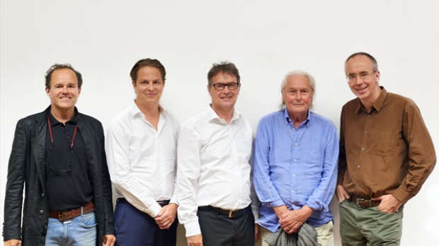 In München waren als Juroren dabei (von links): Stefan Eckstein, Andreas Weisl, Siegfried Luger, Ingo Maurer und Peter Naumann. Foto: Gunnar Menzel