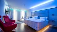 "Mood-Room" im NH-Hotel Berlin-Mitte mit Beleuchtung und Lichtsteuerung von Signify.