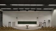 Eine anspruchsvolle und überzeugende Projektlösung: Der Audiomax Hörsaal in der Fachhochschule Wedel ist komplett ausgestattet ...