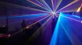 Futuristische Lasershow bei der Neueröffnung der Oligo-Ausstellungsräume