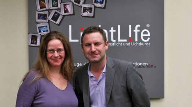 Pharos Controls und LightLife vereinbaren Vertriebs- und Servicekooperation