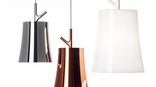 Die Birdie Hängeleuchte von Foscarini ist in verschiedenen Größen und Ausführungen erhältlich.
