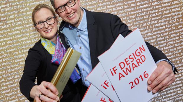 Dirk Pietz, Leiter Produktmanagement bei Trilux  und Sandra Künzel, Produktmanagerin
