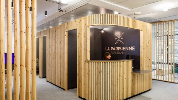 Wireflow von Vibia bei La Parisienne Assurances
