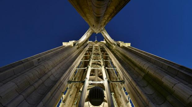 Liebfrauenkathedrale in Antwerpen mit Lichttechnik von WE-EF