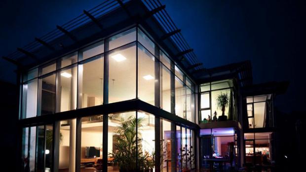 Ultraflach, modern und wirtschaftlich - Neue LED-Flächenleuchte von Lite-Licht