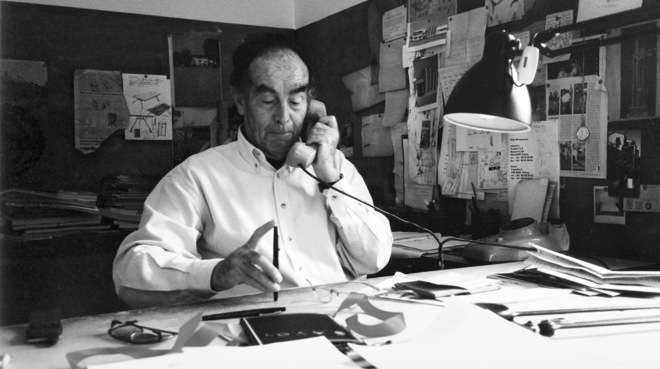 Vico Magistretti (1920 - 2006)